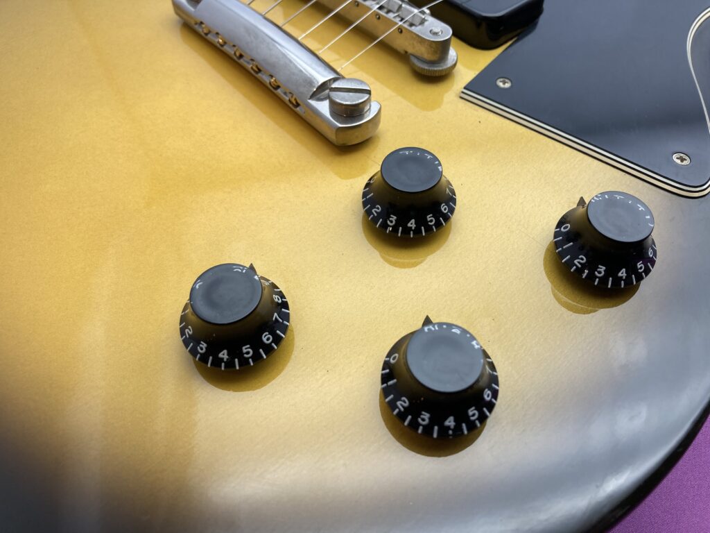 Gibson レスポールスペシャル 1995年製を買取させて頂きました